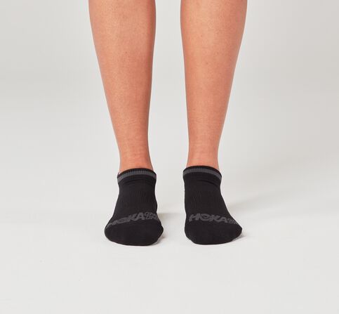 Hoka 公式サイト パフォーマンス ノーショー ソックス Performance No Show Sock ユニセックス ホカ オネオネ Hoka 公式サイト パフォーマンス ノーショー ソックス Performance No Show Sock ユニセックス ホカ オネオネ
