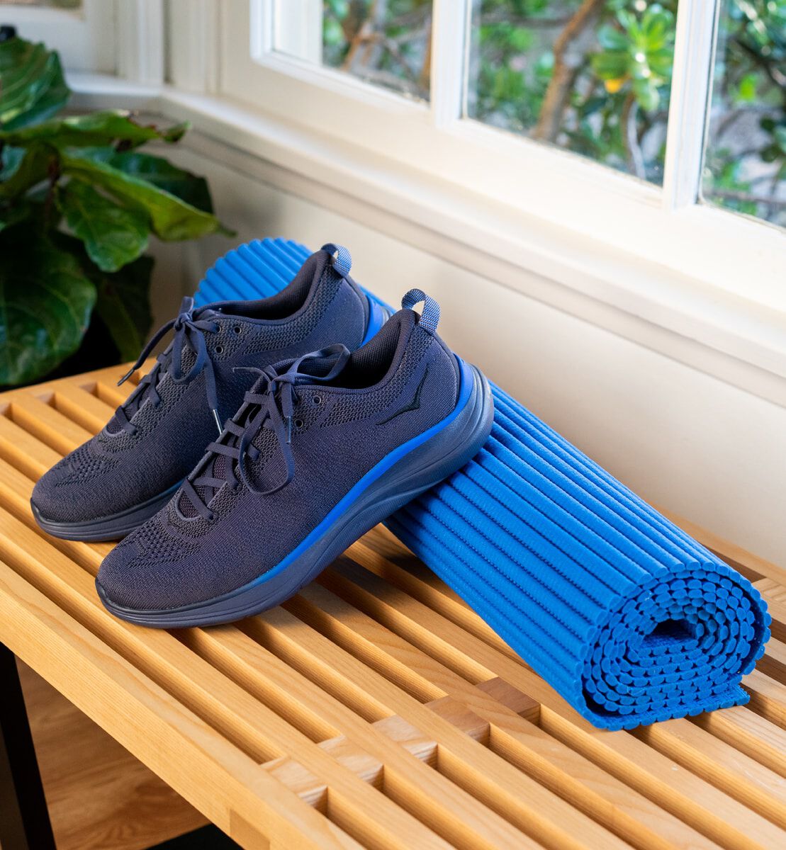 hoka hupana flow wide