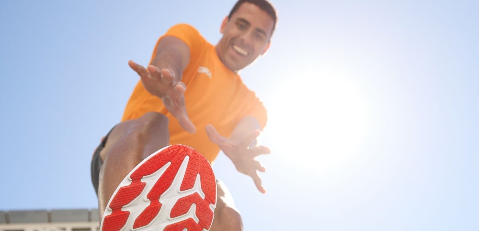 hoka time to fly shoes