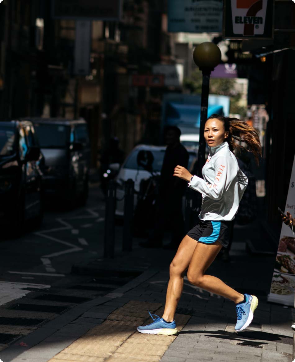 Hoka running best sale gear