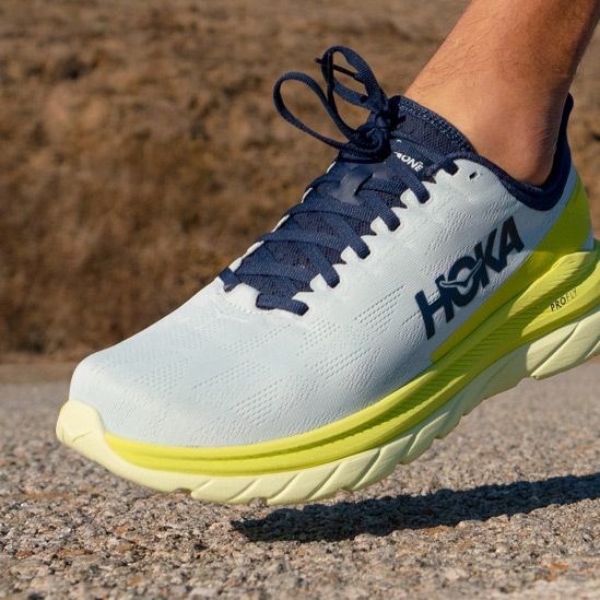 hoka mach 4 vs nike pegasus 38
