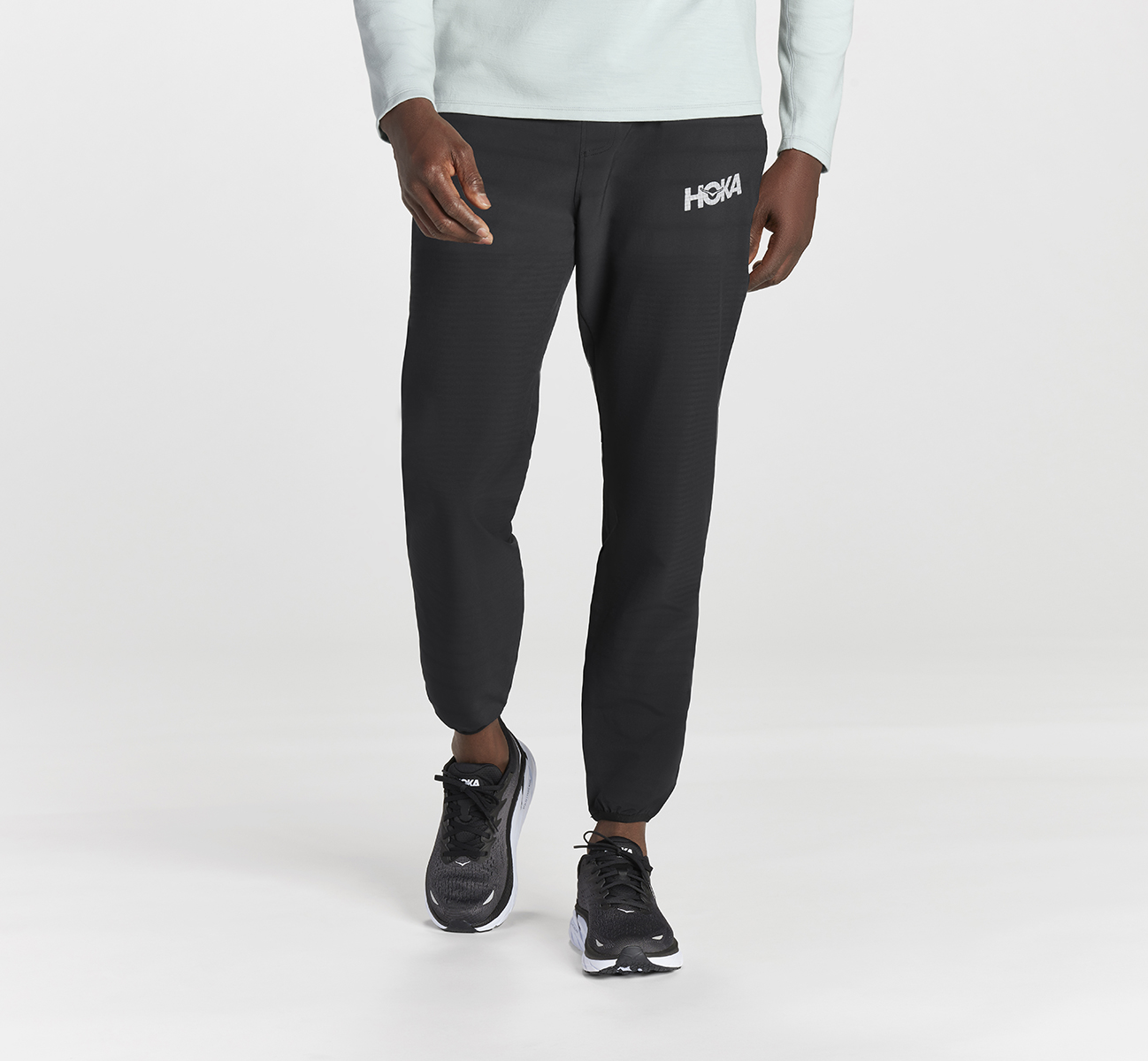 HOKA ONE ONE LIFESTYLE　Jogger M 黒　ロングパンツ 1128268-OSP_1.jpg?_s=RAABAB0