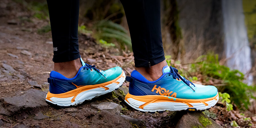 tenis hoka running